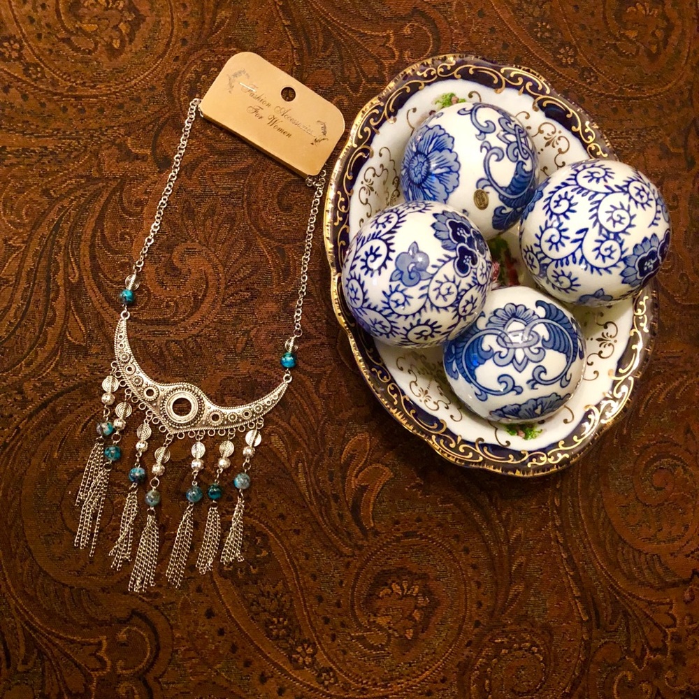 New with tag handmade necklace
